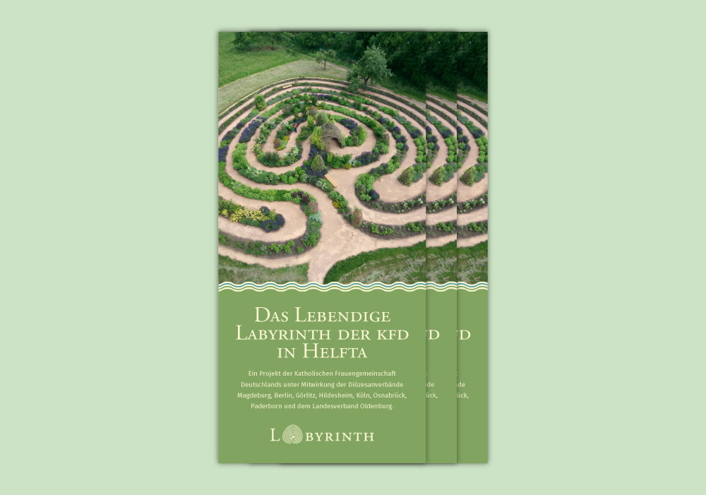 Faltblatt: Printprodukt als Werbung und Informationsblatt für das Lebendige Labyrinth